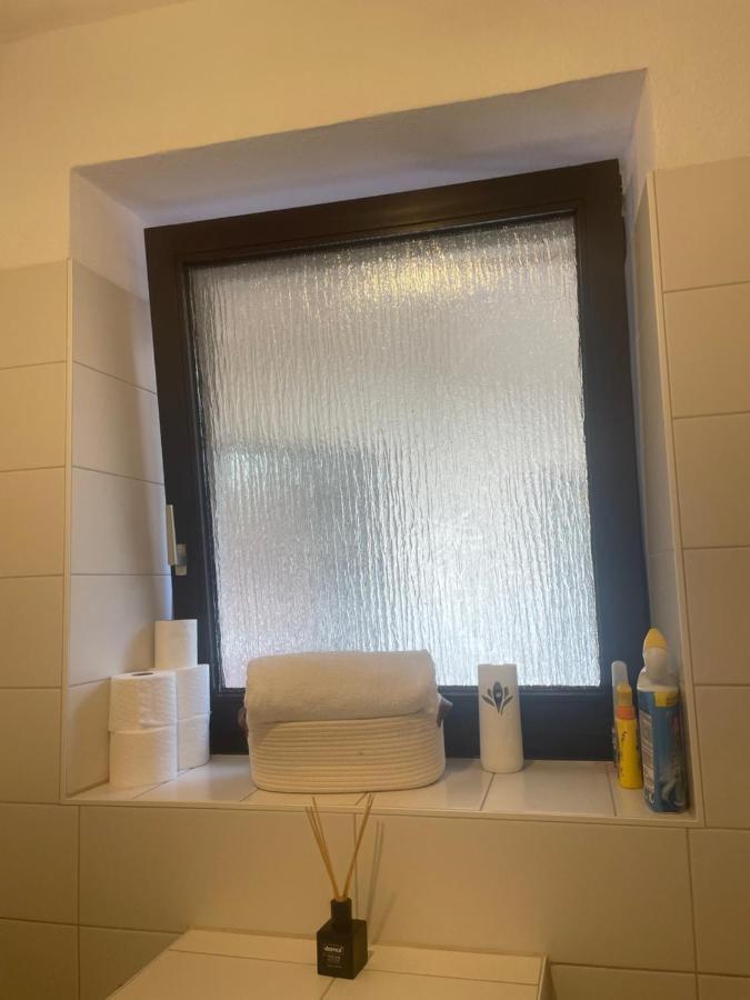 Zentrale Wohnung Direkt Am Hauptbahnhof - Bismarck Dusseldorf Bagian luar foto