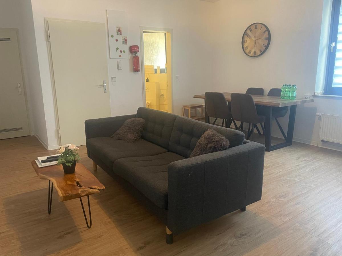 Zentrale Wohnung Direkt Am Hauptbahnhof - Bismarck Dusseldorf Bagian luar foto