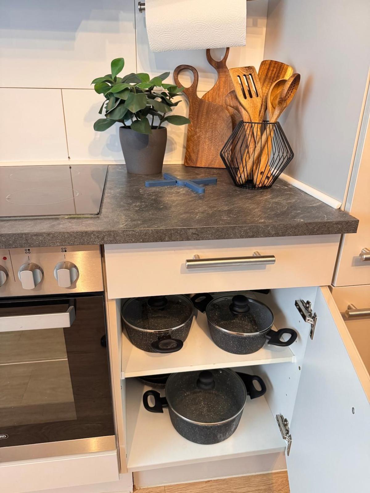Zentrale Wohnung Direkt Am Hauptbahnhof - Bismarck Dusseldorf Bagian luar foto